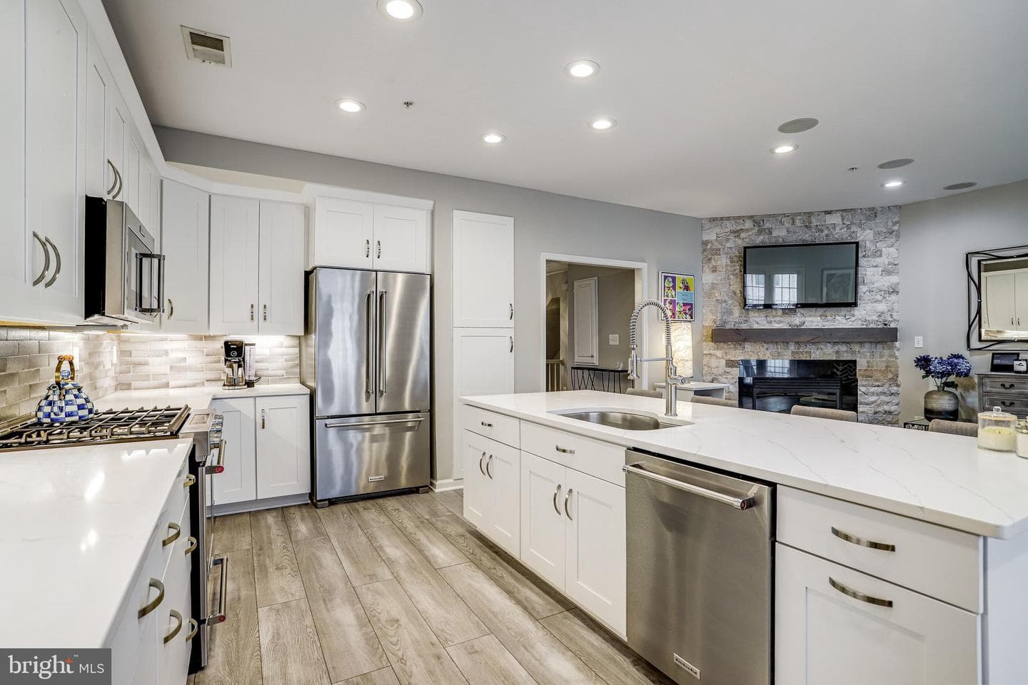 358 Urban Avenue #358 photo 5
