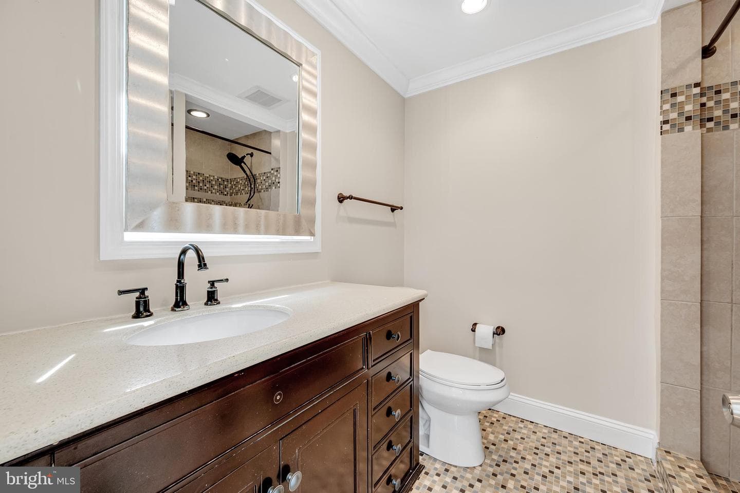 9709 Connecticut Avenue photo 24