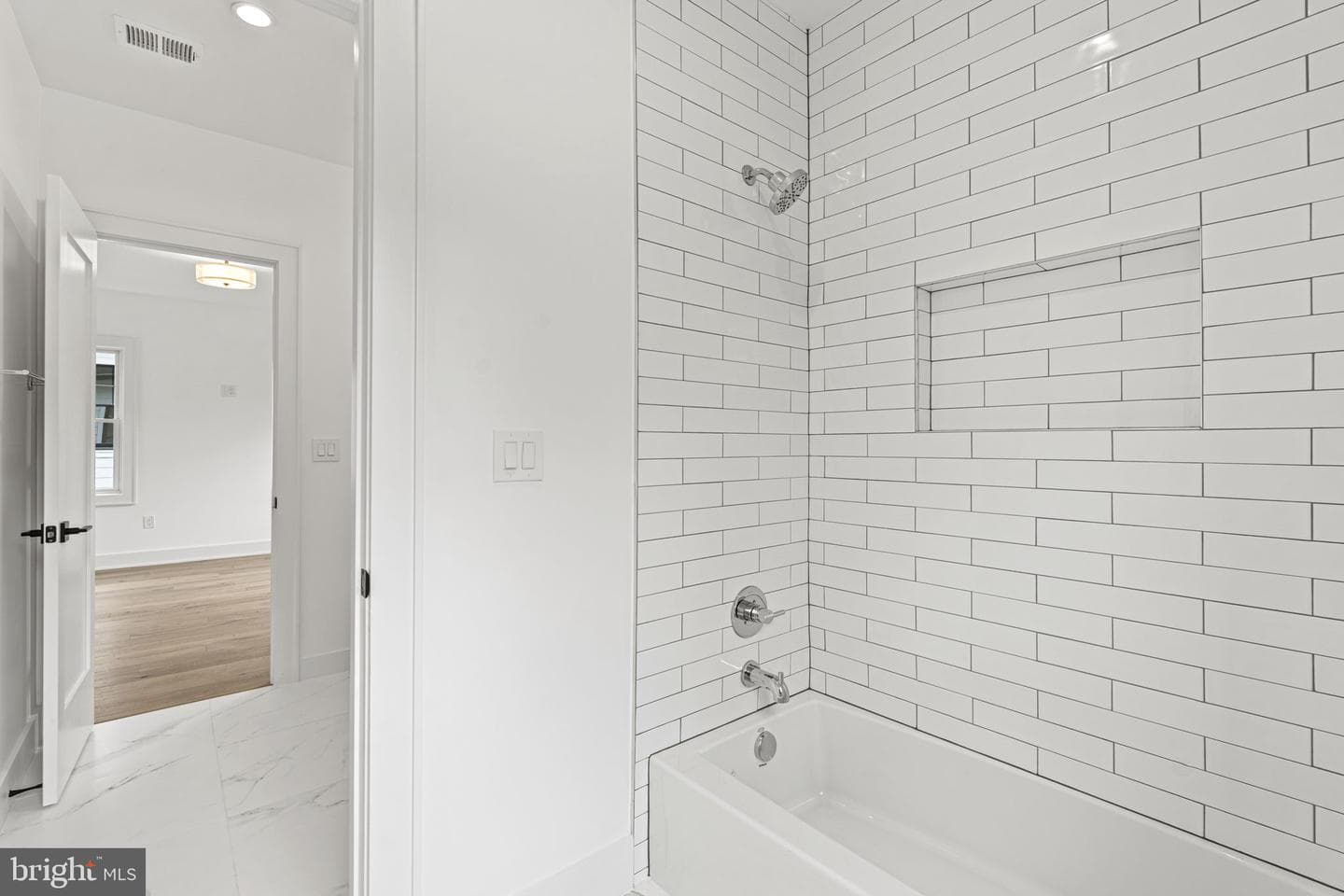 3512 Decatur Avenue photo 18