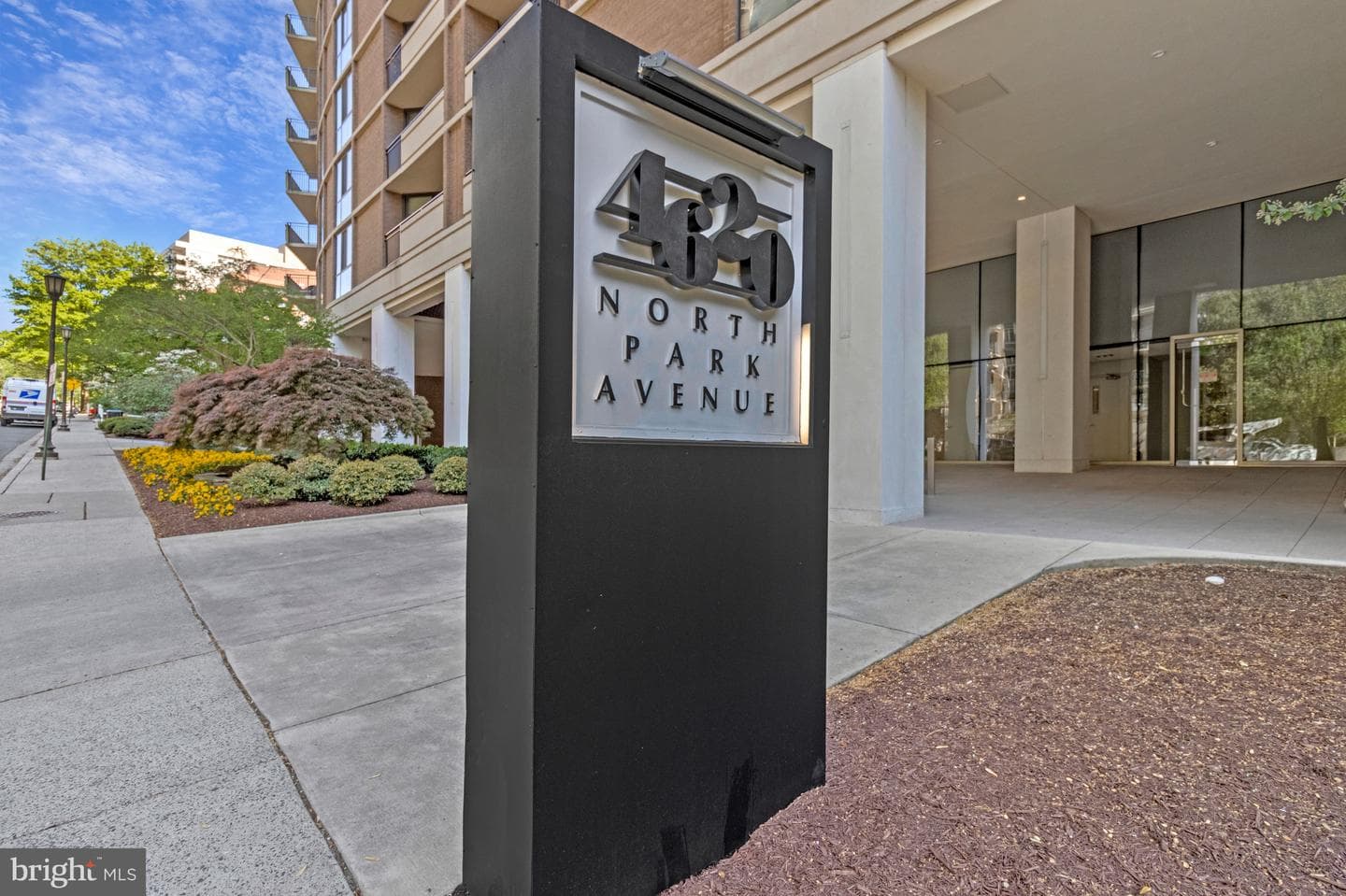4620 N Park Avenue #709e photo 3