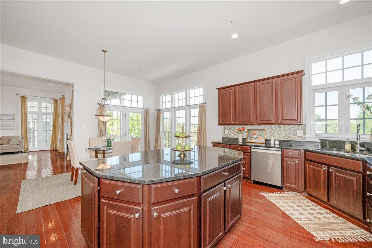 11117 Potomac Oaks Drive photo 30
