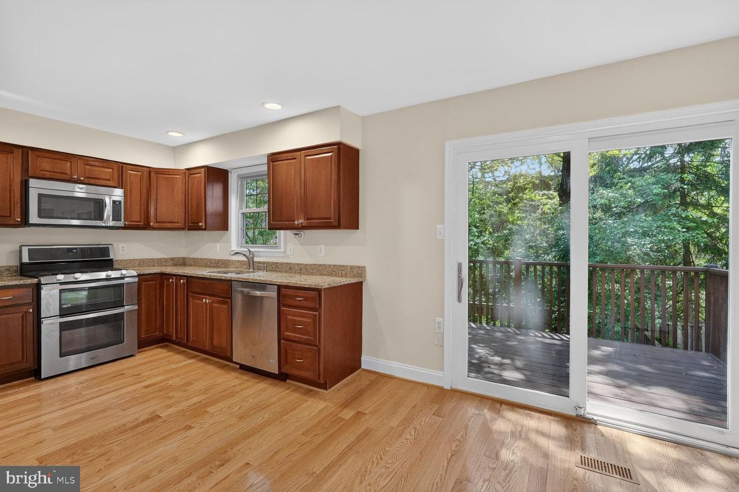 93 Bralan Ct photo 14