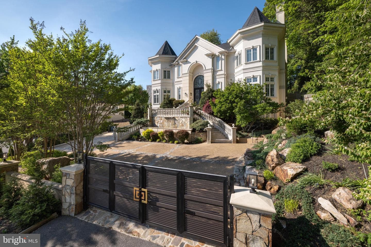5821 Goldsboro Road, Bethesda
