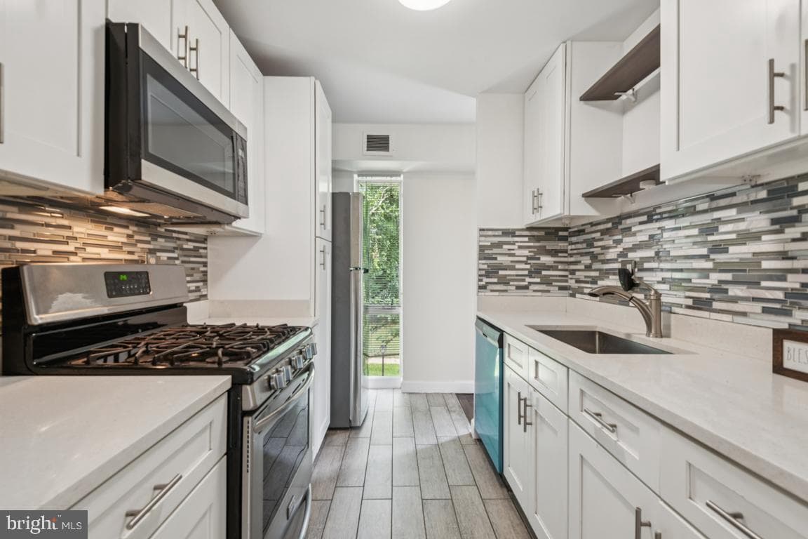 3240 Hewitt Avenue #6-3-A photo 6