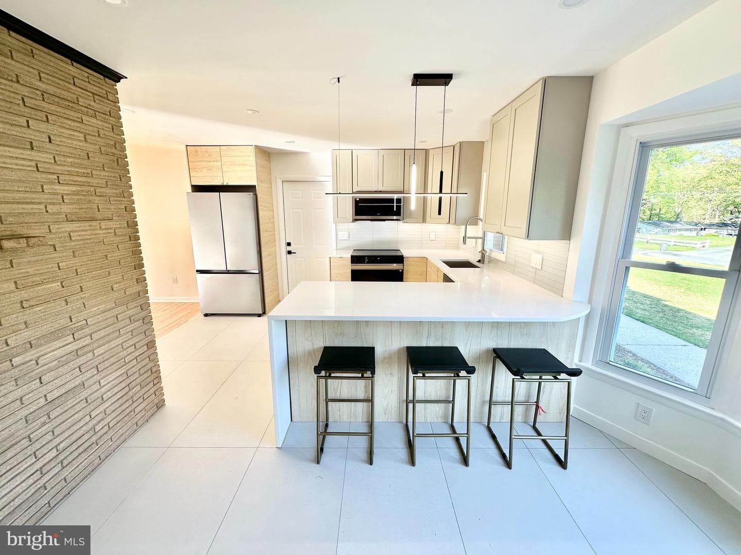 17821 Pond Road photo 100