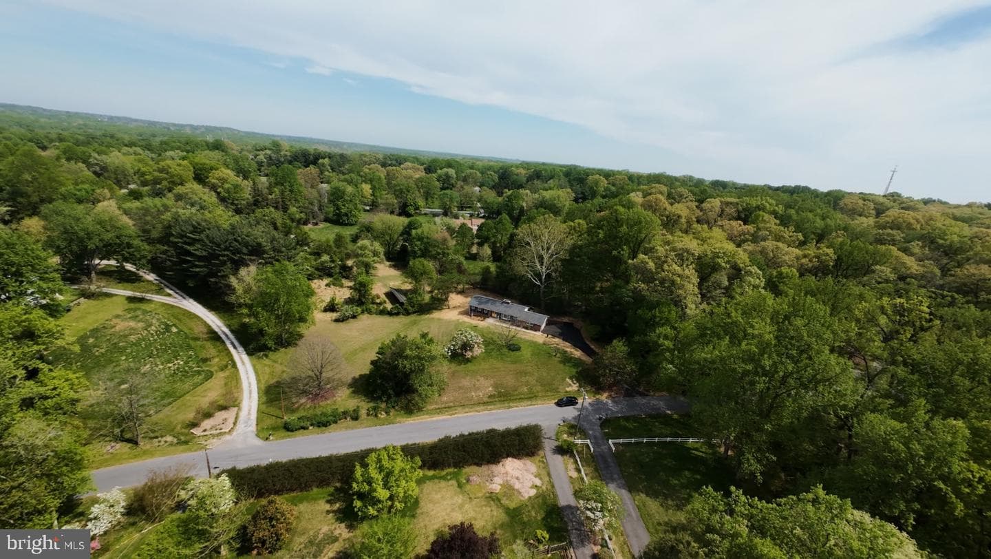 17821 Pond Road photo 128