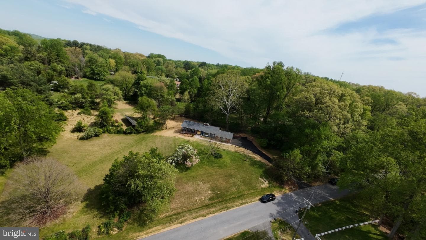17821 Pond Road photo 129