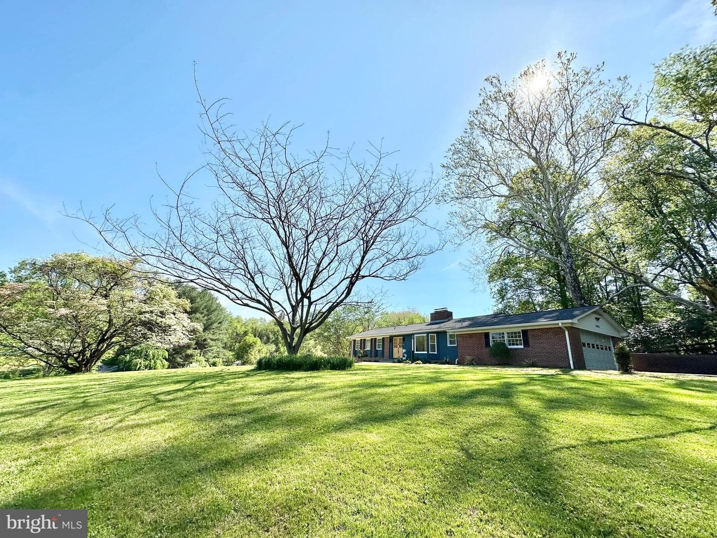 17821 Pond Road photo 2