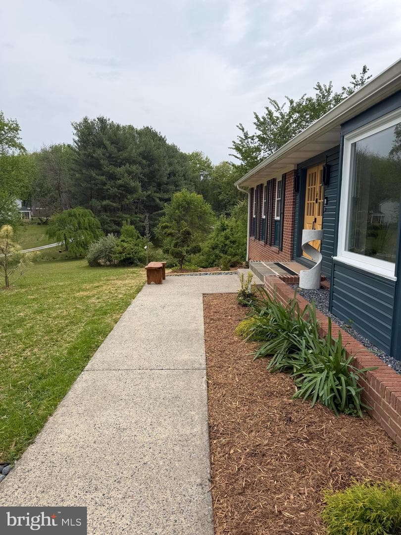 17821 Pond Road photo 28