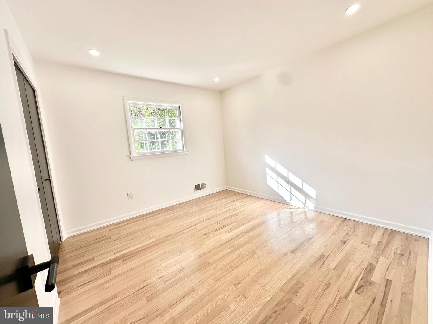 17821 Pond Road photo 84