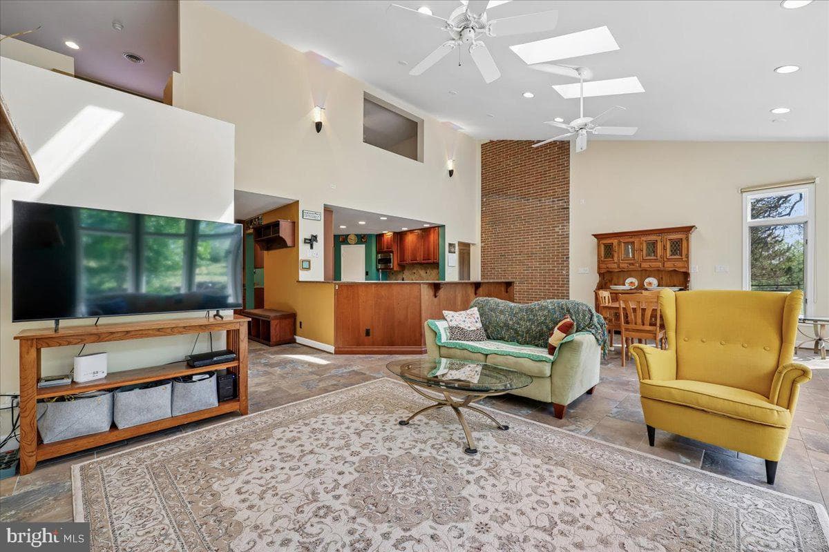 13113 Chestnut Oak Drive photo 14