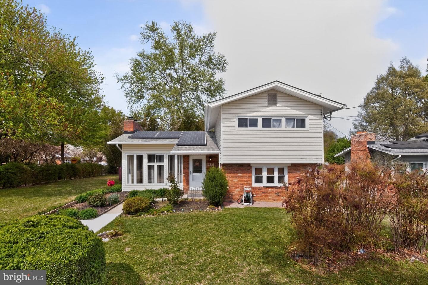 2000 Mcauliffe Drive, Rockville
