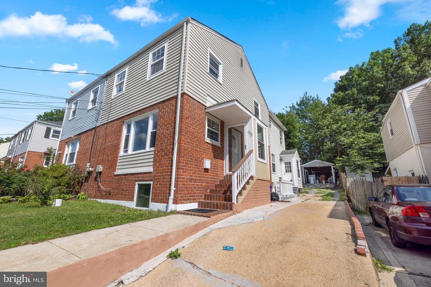 12025 Claridge Road photo 4