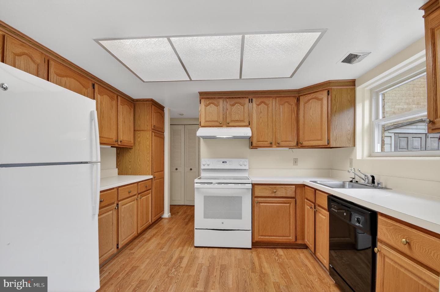 3424 Gleneagles Drive #77-C photo 7