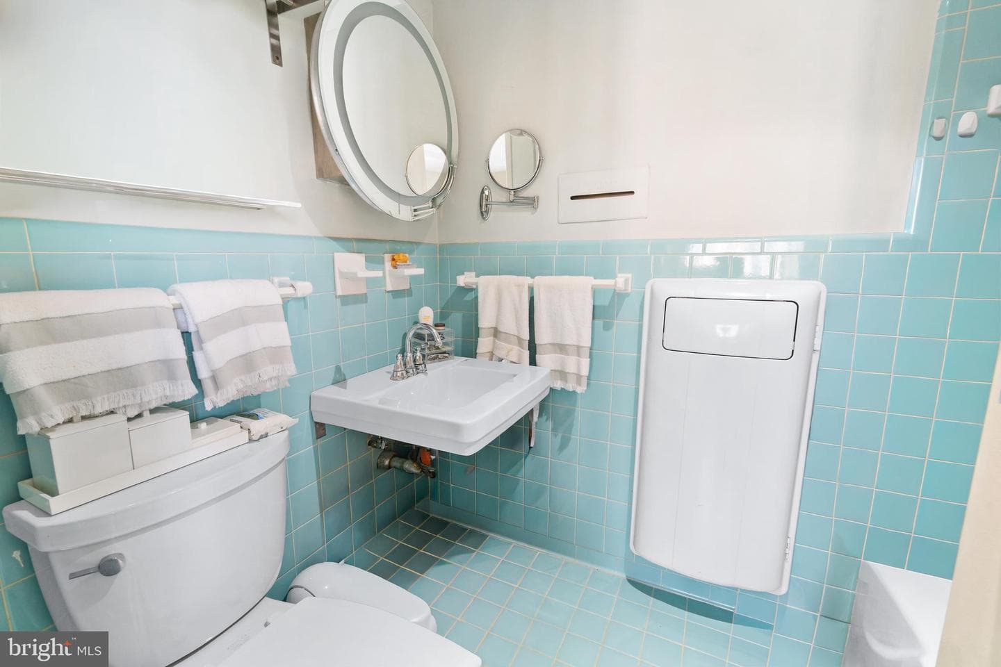 10401 Grosvenor Place #1009 photo 14
