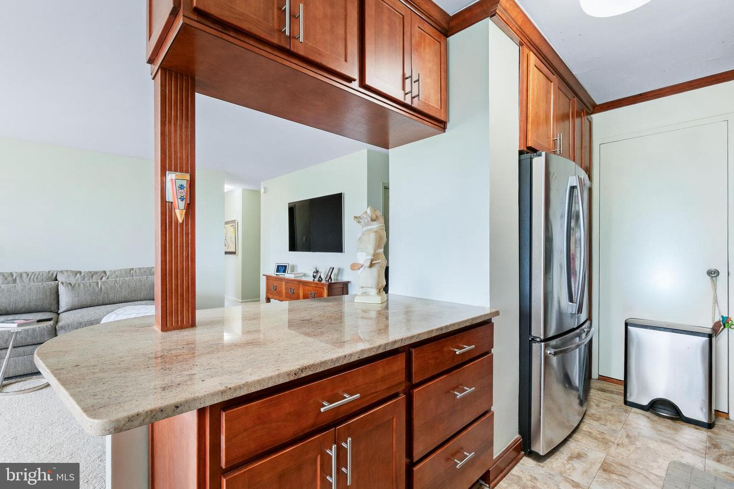 10401 Grosvenor Place #1009 photo 5