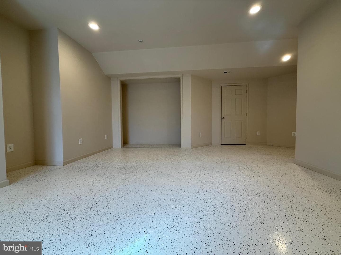 1108 Autumn Brook Ave photo 16