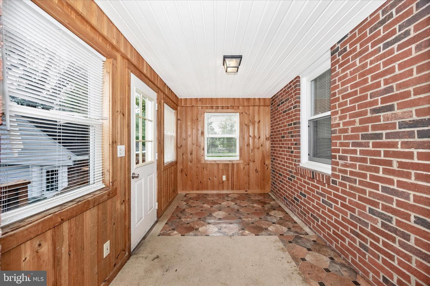 25628 Ridge Road photo 16