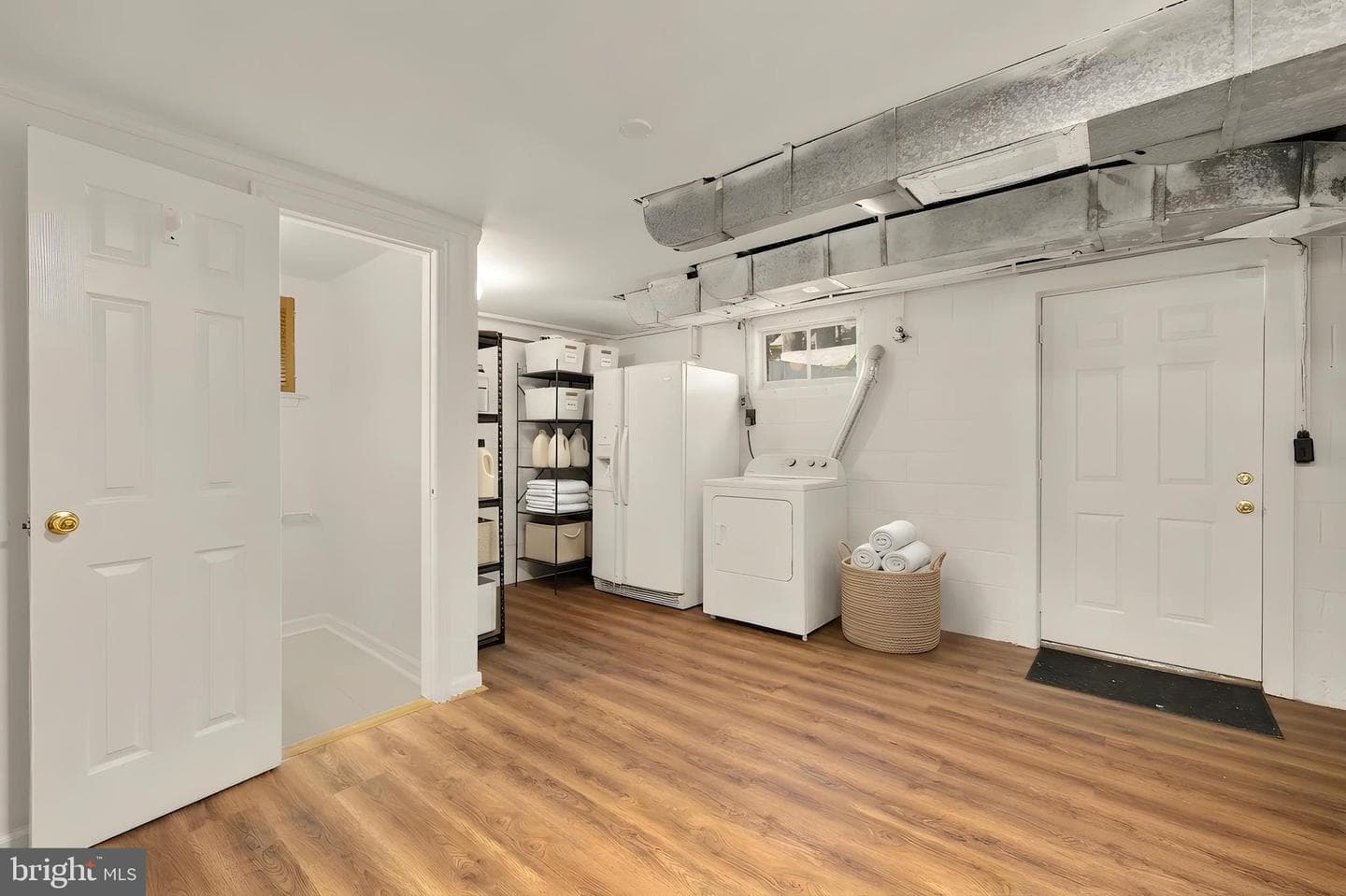 9512 Flower Avenue photo 24