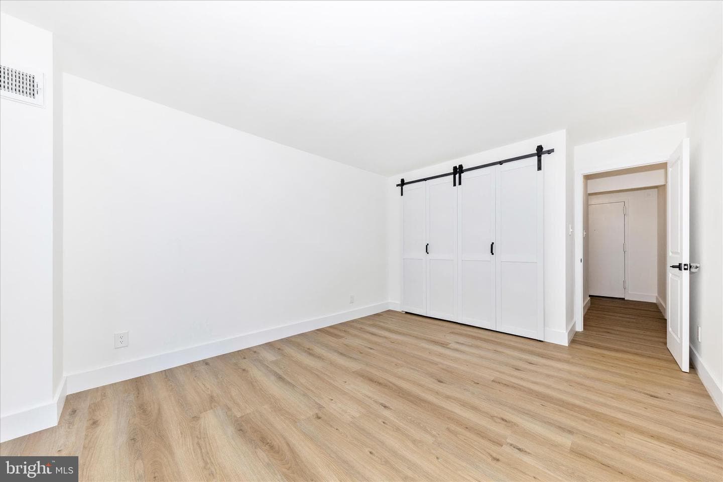 4620 N Park Avenue #902w photo 15