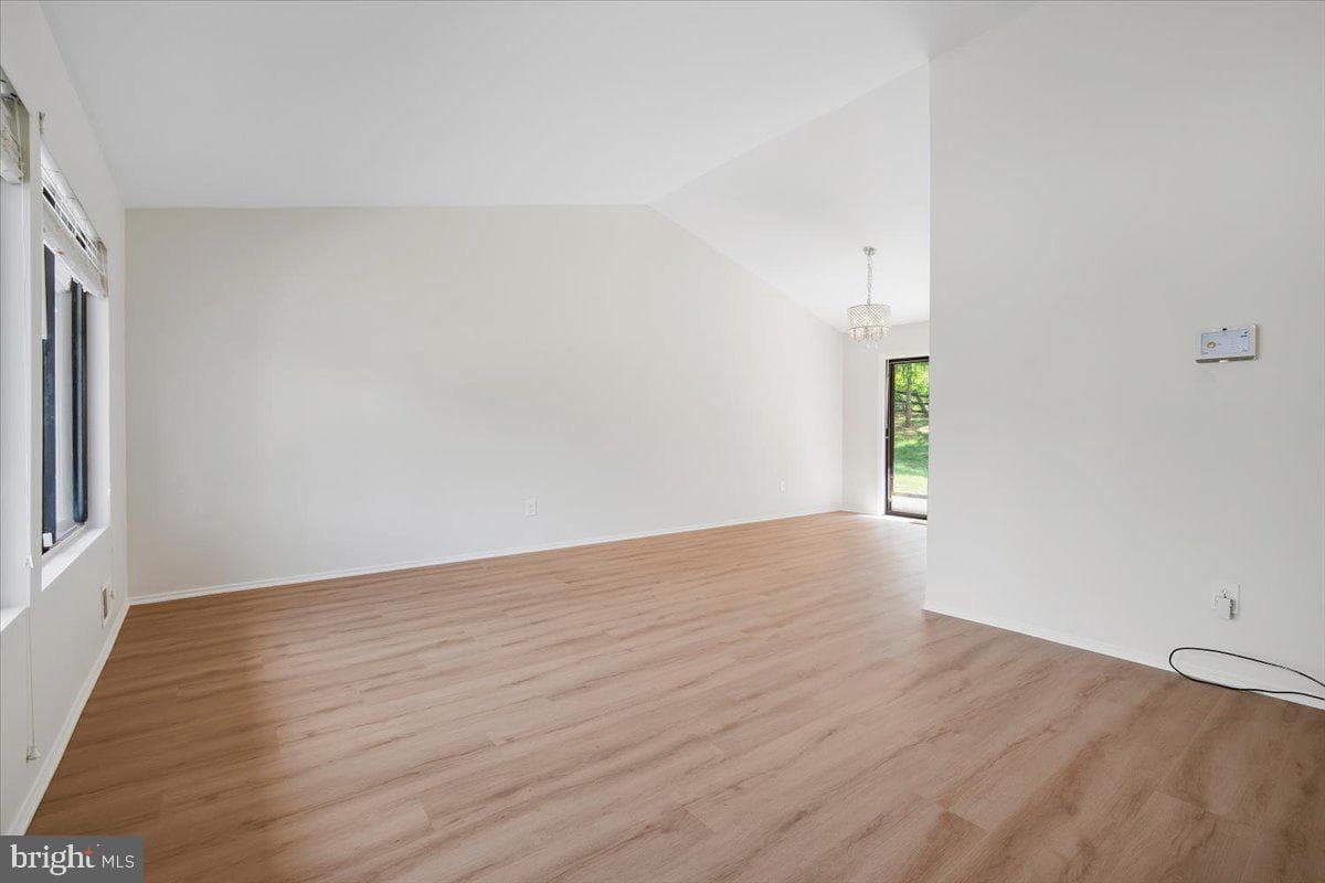 3912 Gelding Lane photo 3