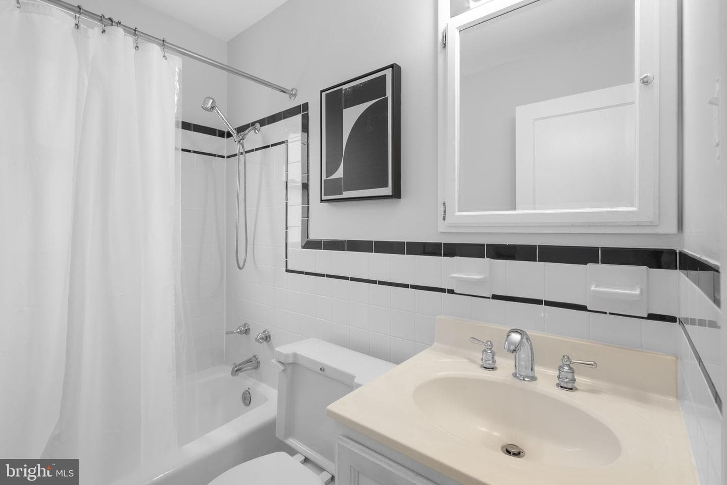 213 Lexington Drive photo 14