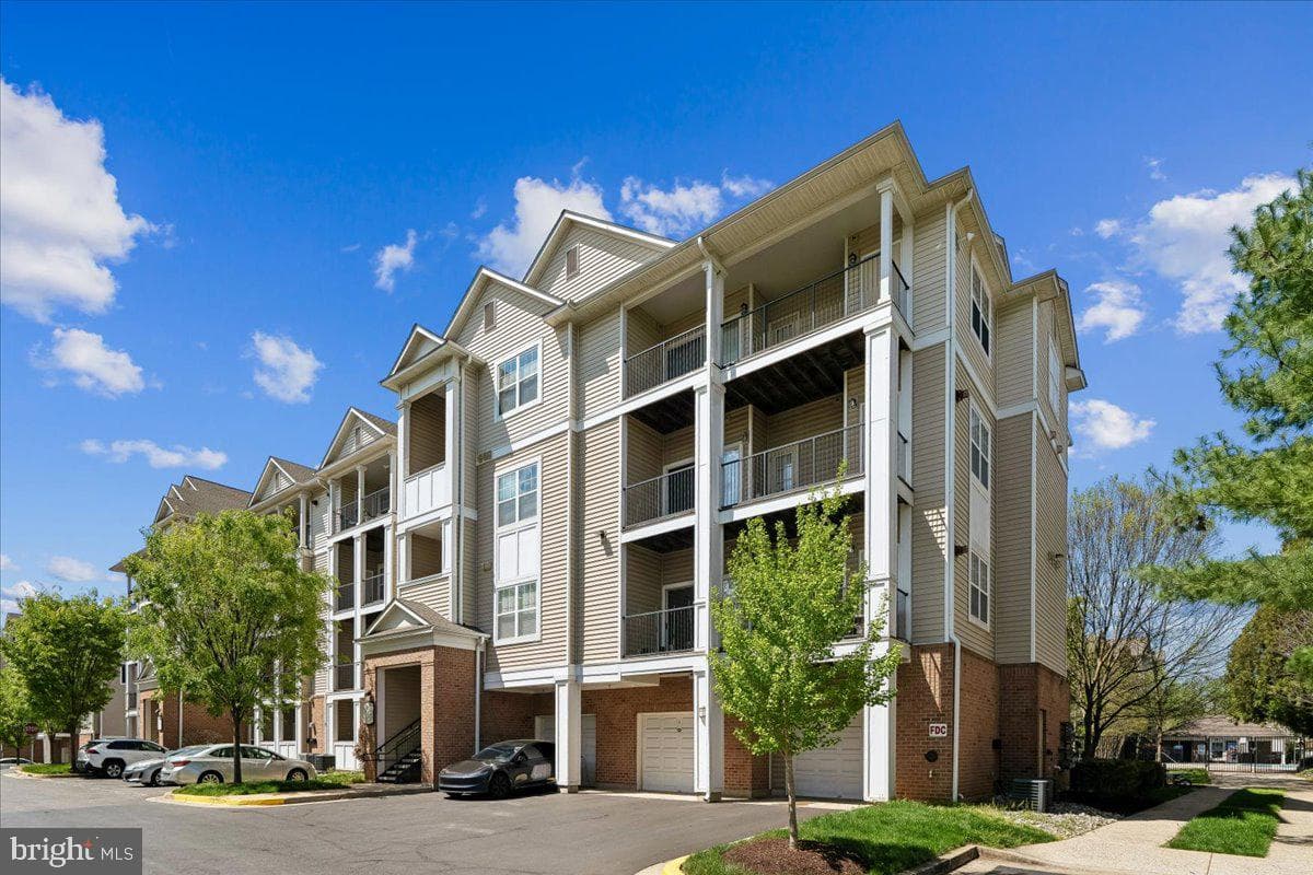 19623 Galway Bay Circle #403, Germantown