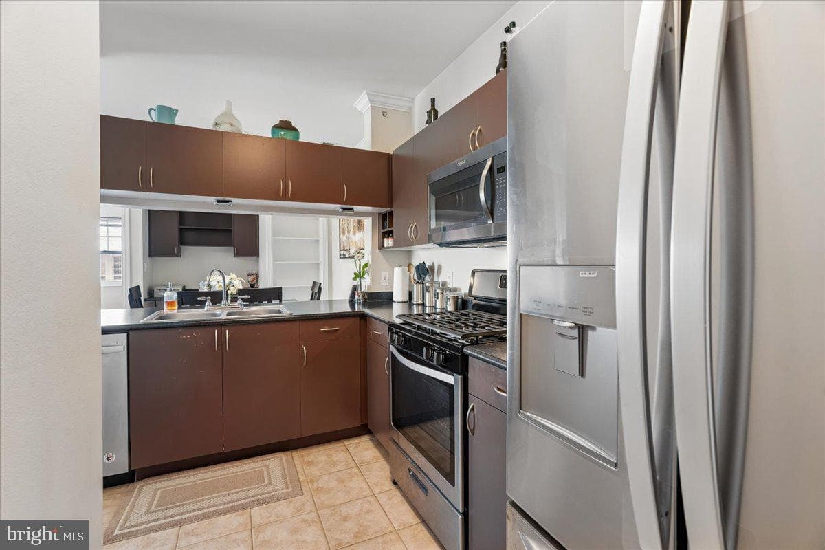 19623 Galway Bay Circle #403 photo 5