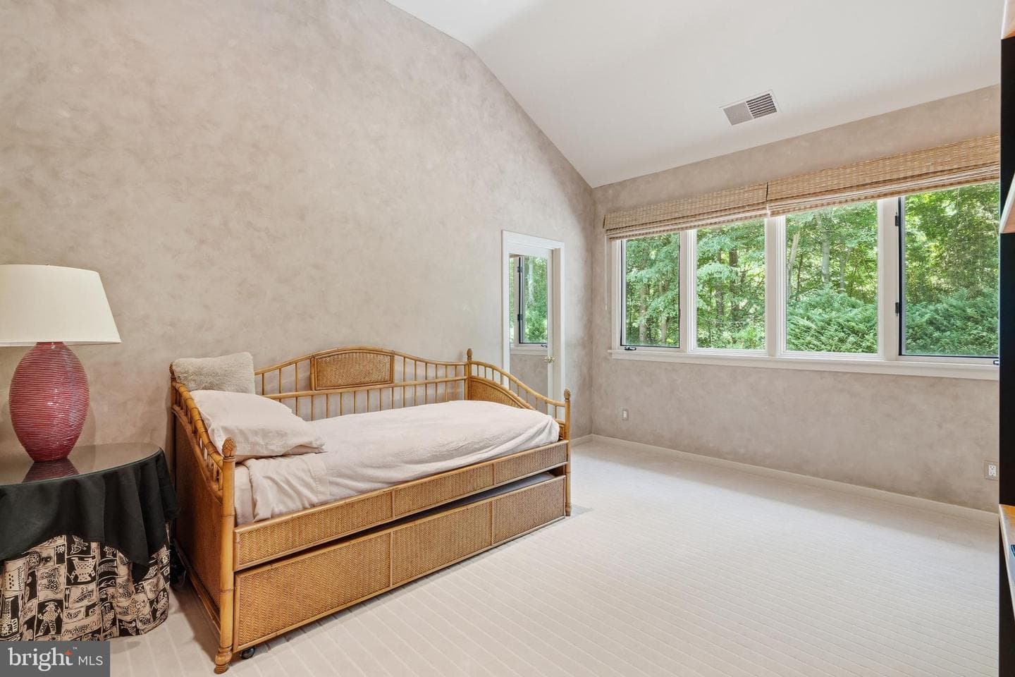 9 Oaklyn Court photo 26
