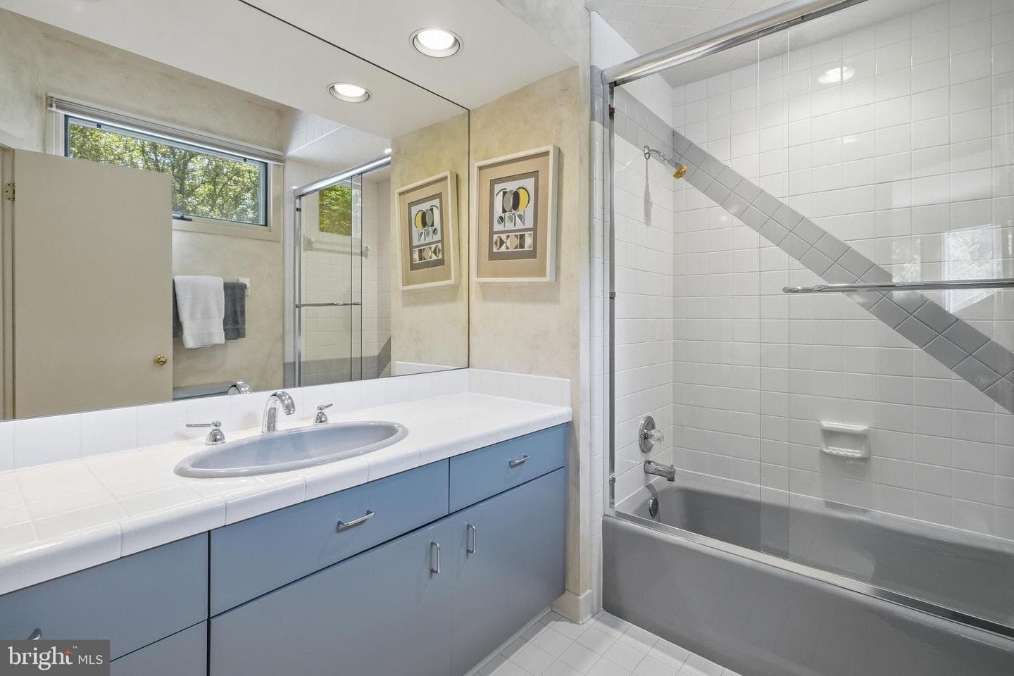 9 Oaklyn Court photo 30
