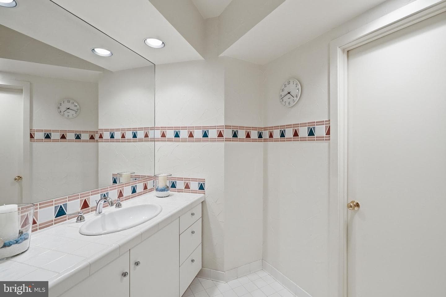 9 Oaklyn Court photo 35