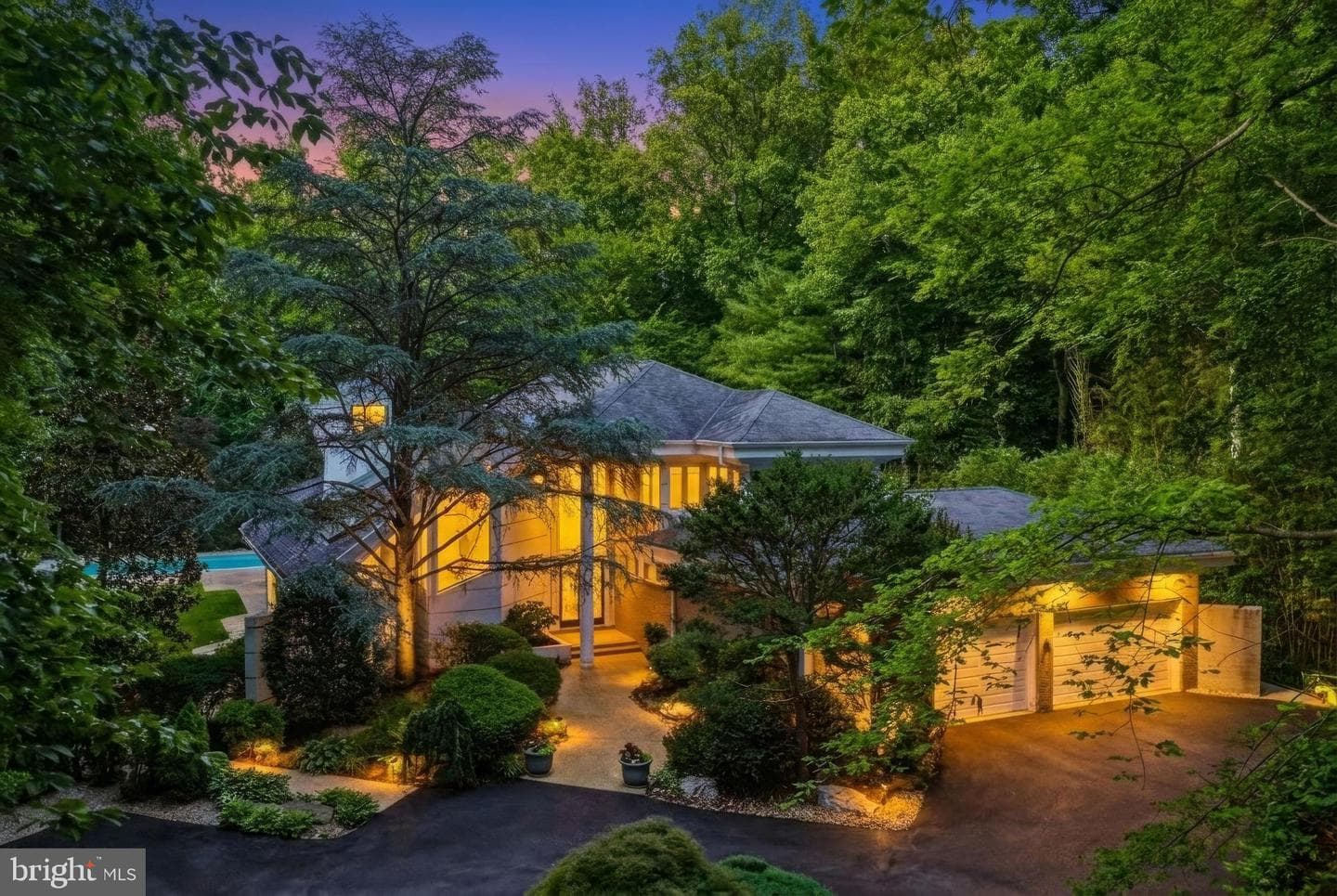 9 Oaklyn Court photo 38