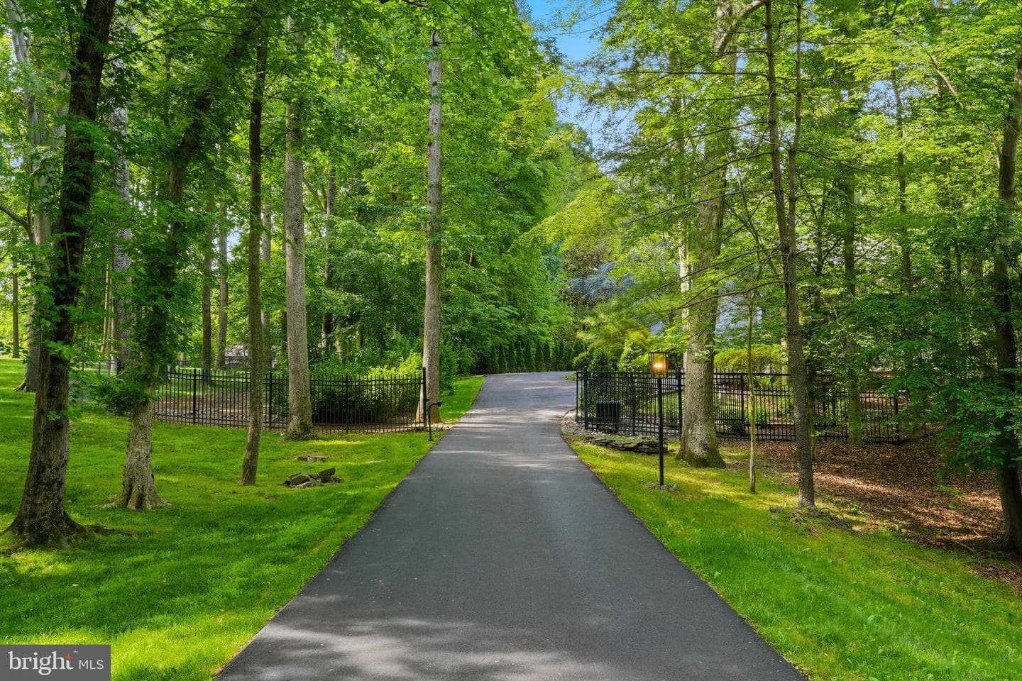 9 Oaklyn Court photo 39