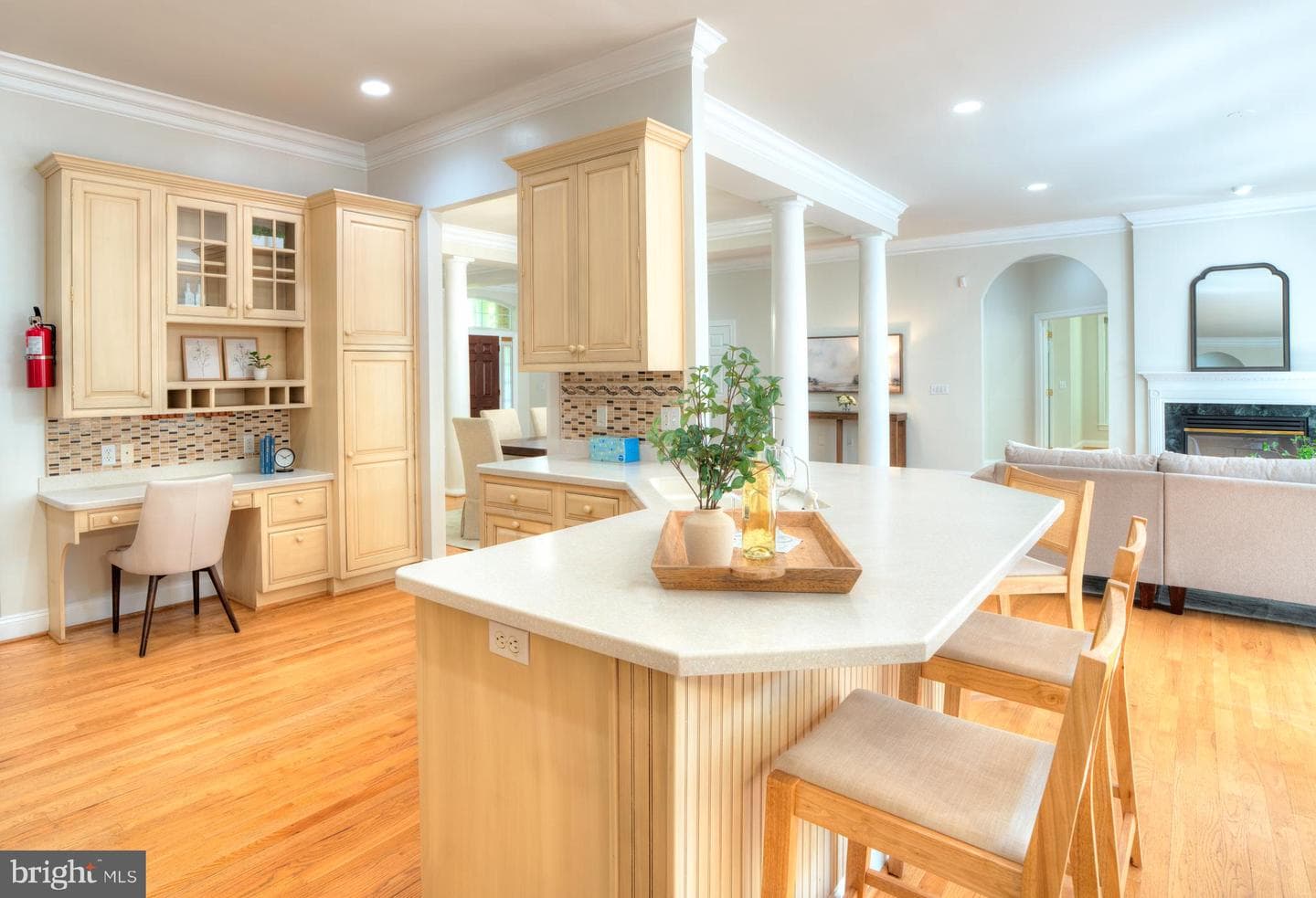 4300 Pinetree Road photo 27