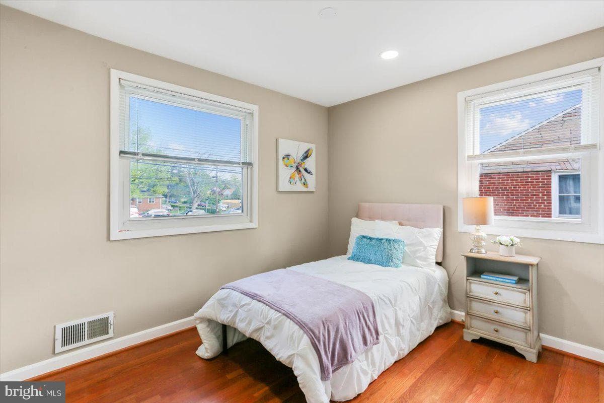 12218 Connecticut Avenue photo 36