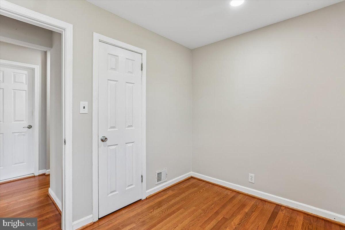 12218 Connecticut Avenue photo 38