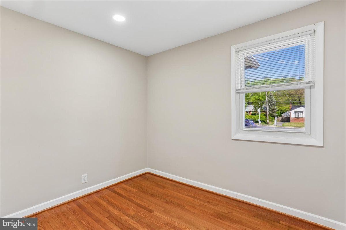12218 Connecticut Avenue photo 39