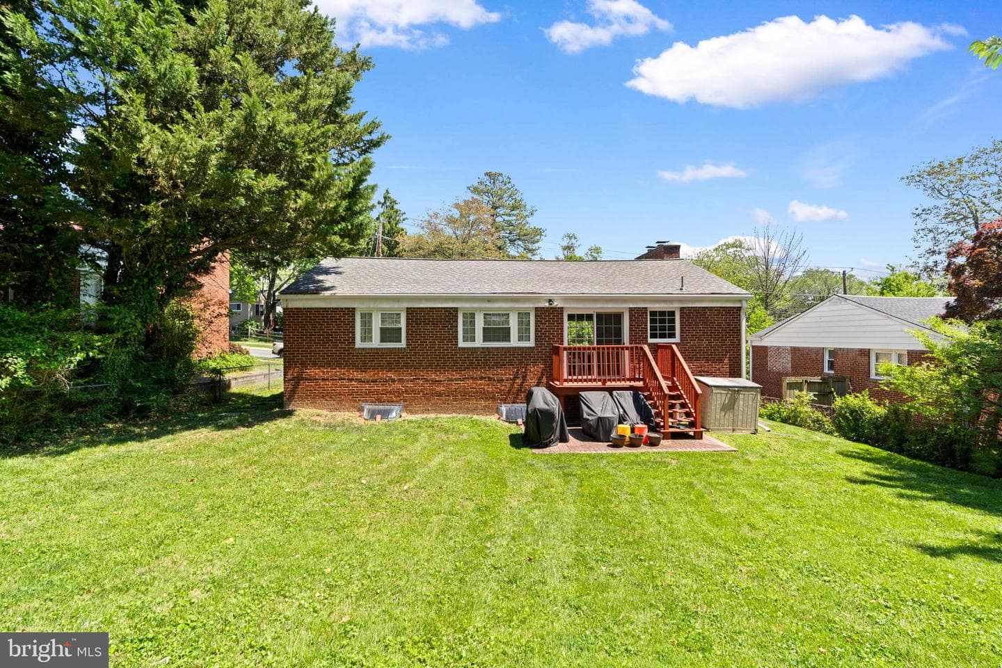 10310 Brunswick Avenue photo 40