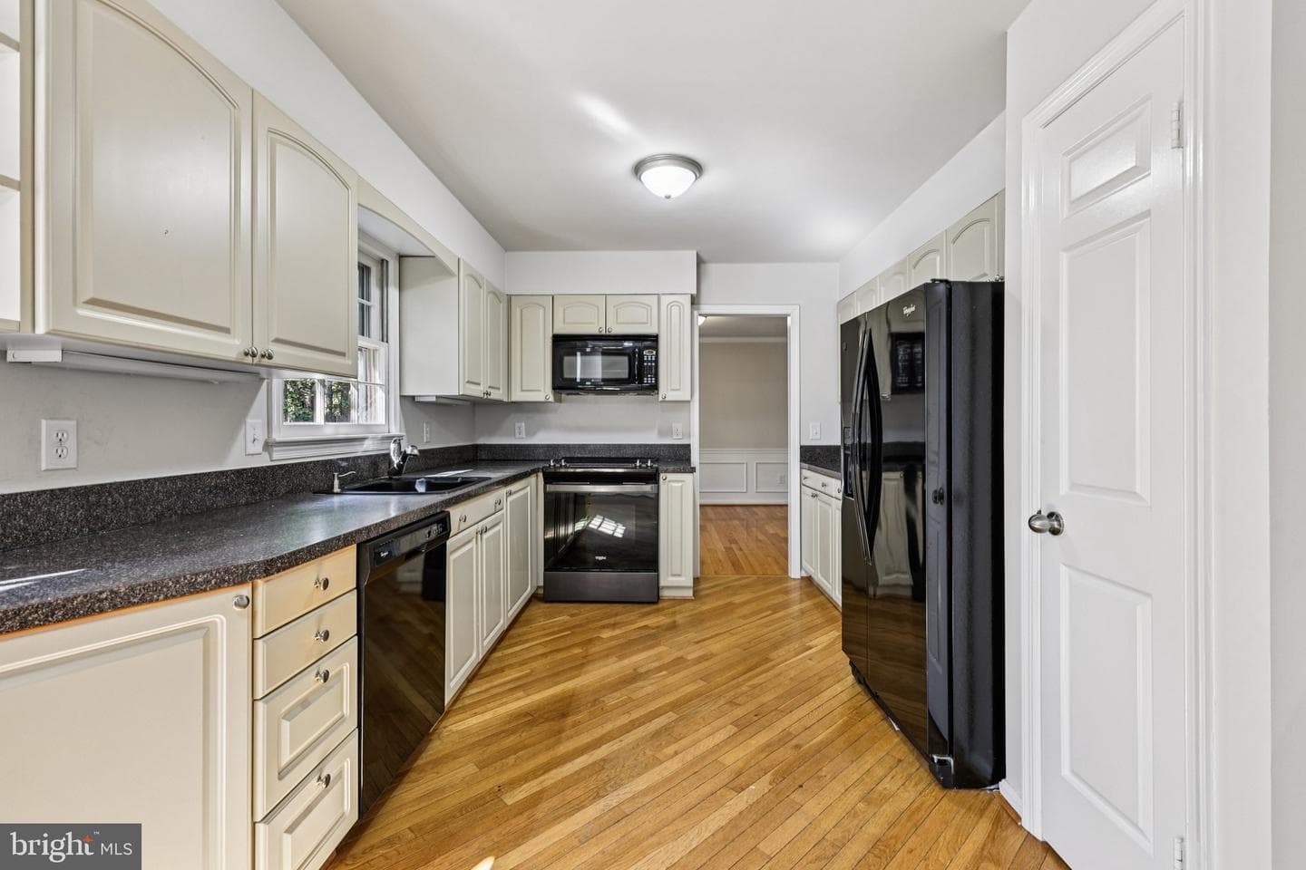1102 Bettstrail Way photo 9