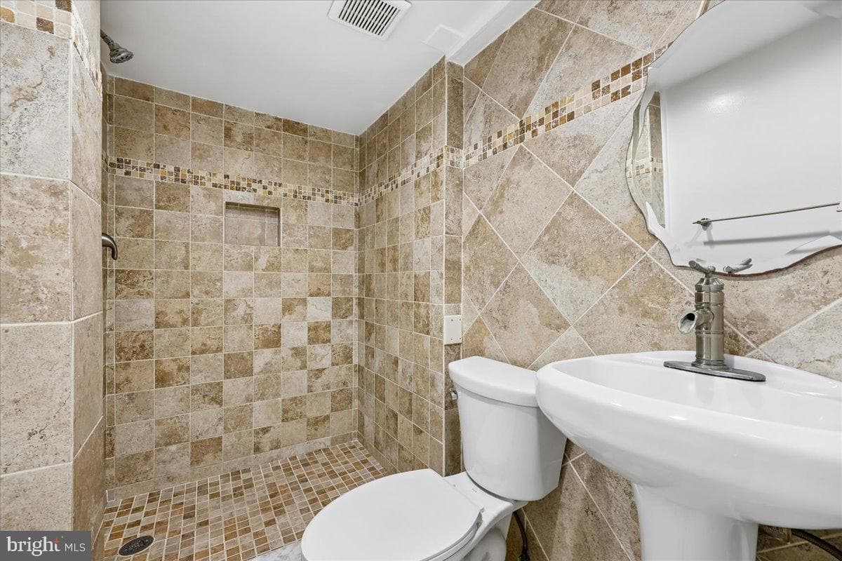 11807 Stonington Place photo 5