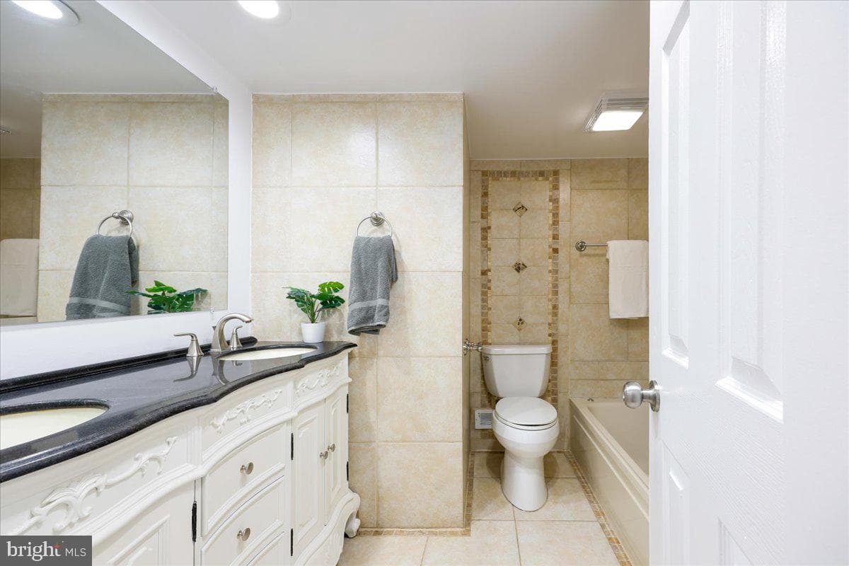 11807 Stonington Place photo 64