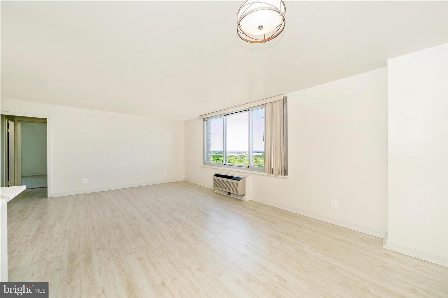 9701 Fields Road #2501 photo 8