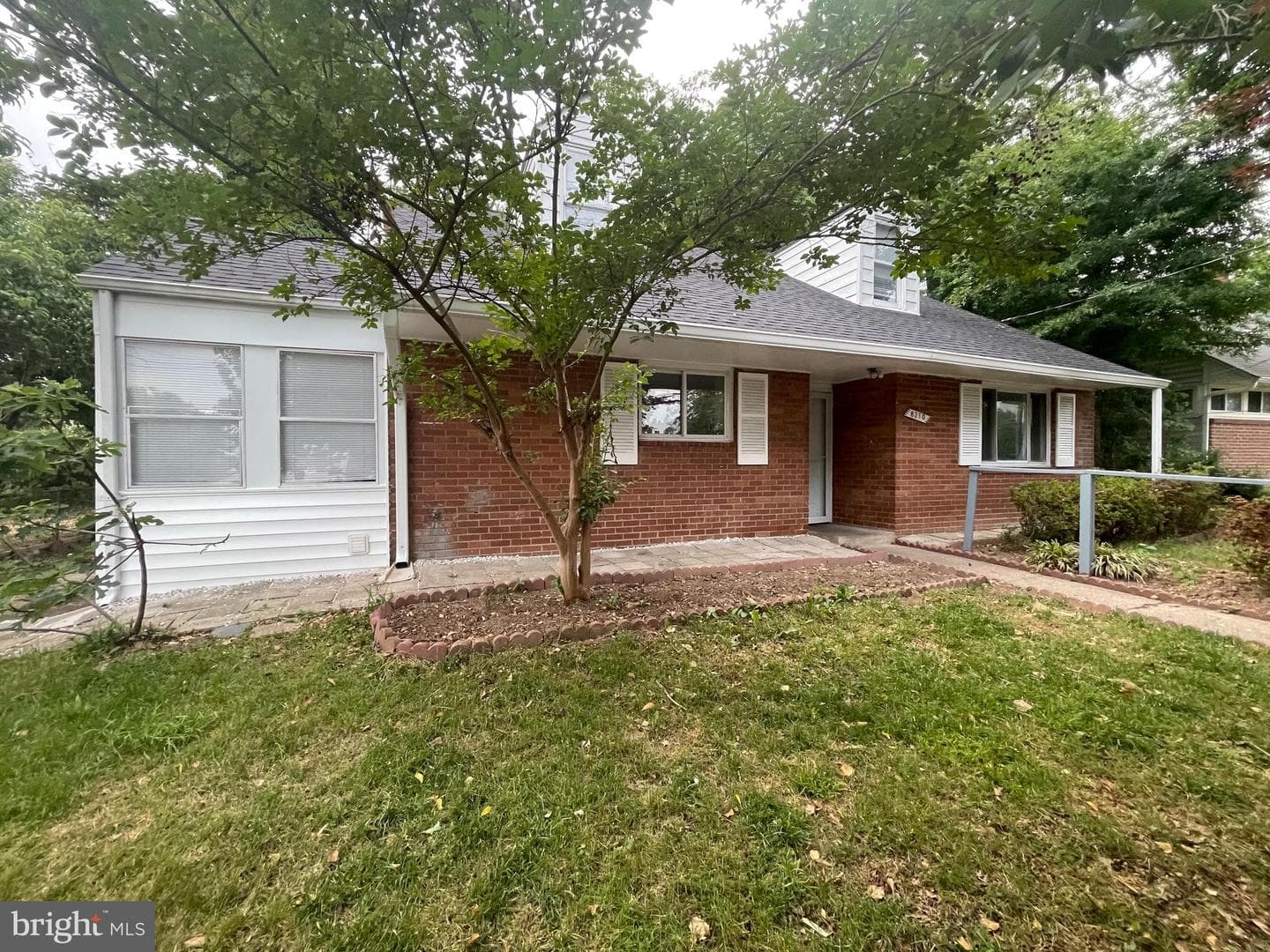 8210 Tahona Drive photo 3