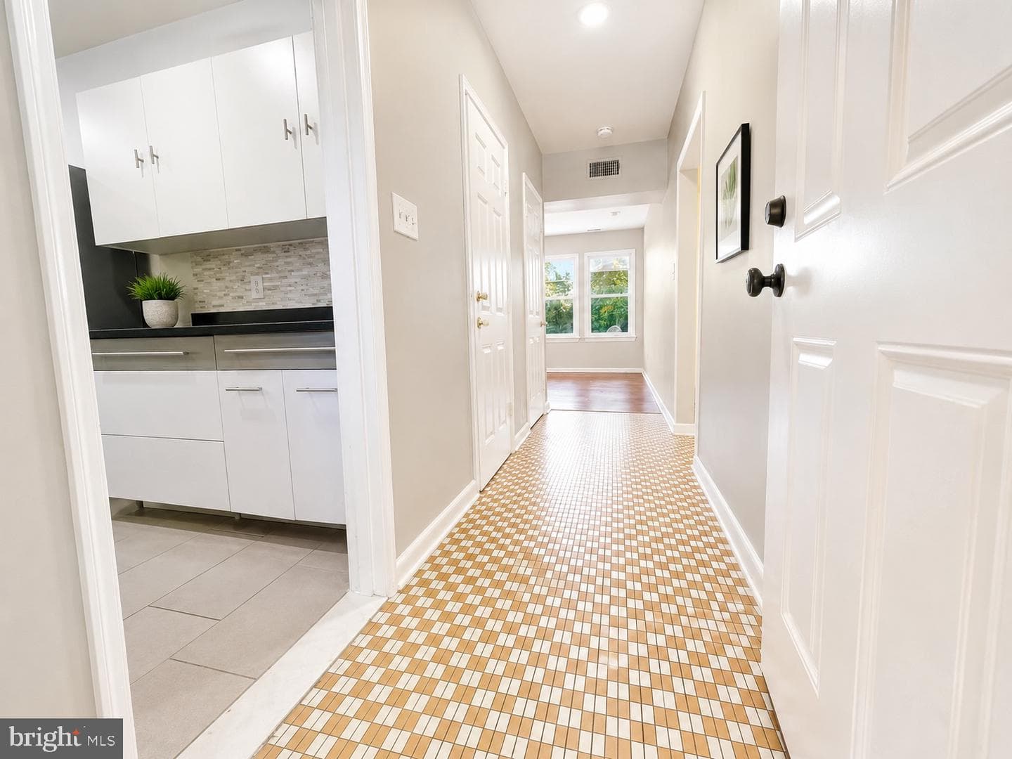 8210 Tahona Drive photo 9