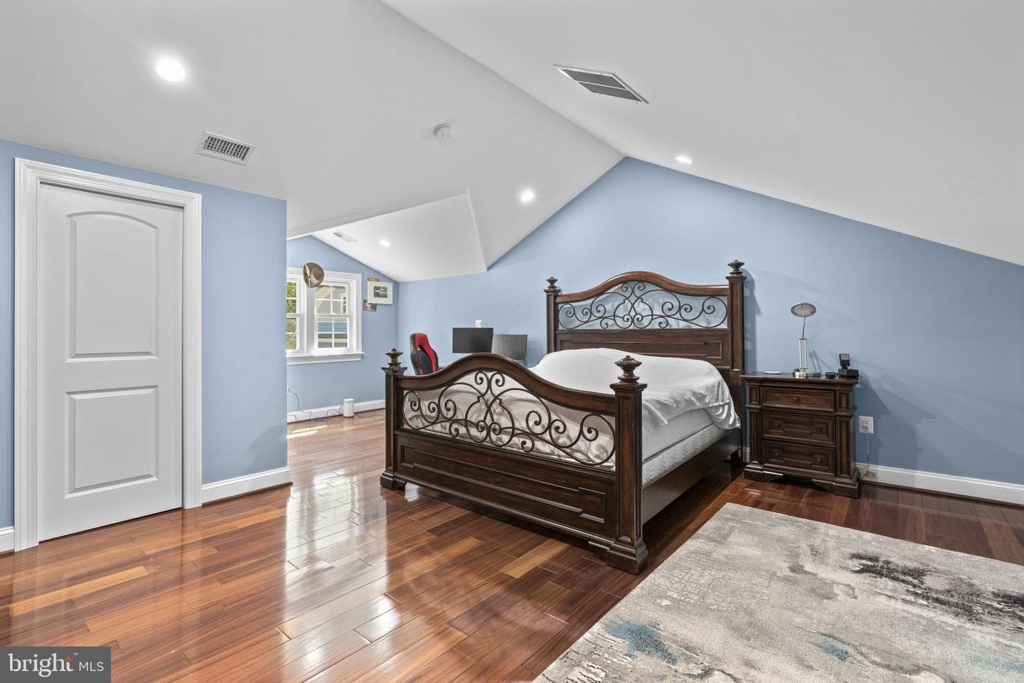 18611 Brooke Road photo 32