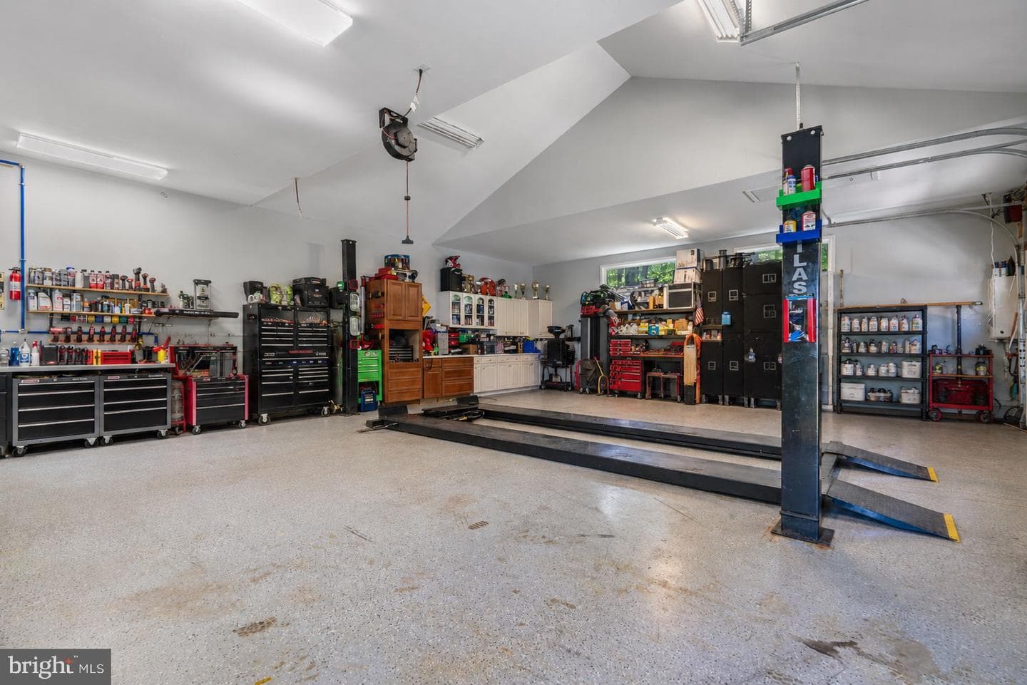 18611 Brooke Road photo 48