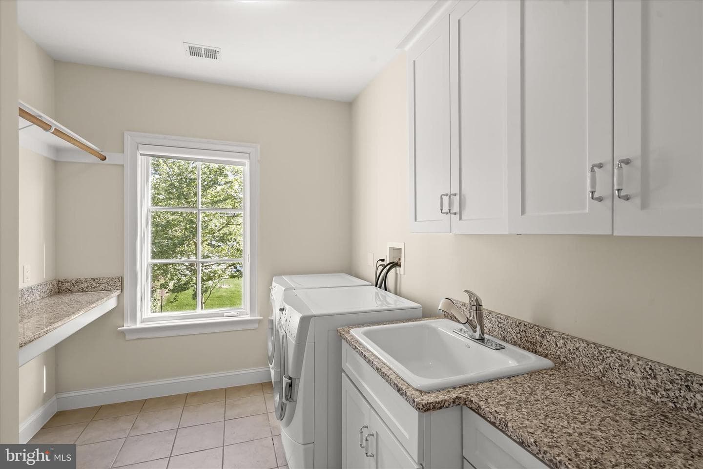 4423 Walsh Street photo 46