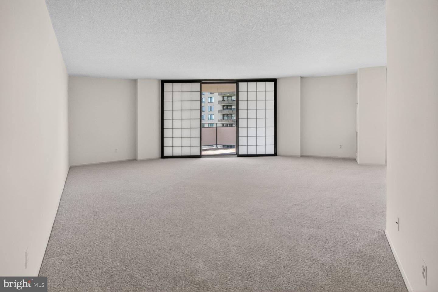 5225 Pooks Hill Road #1301n photo 3