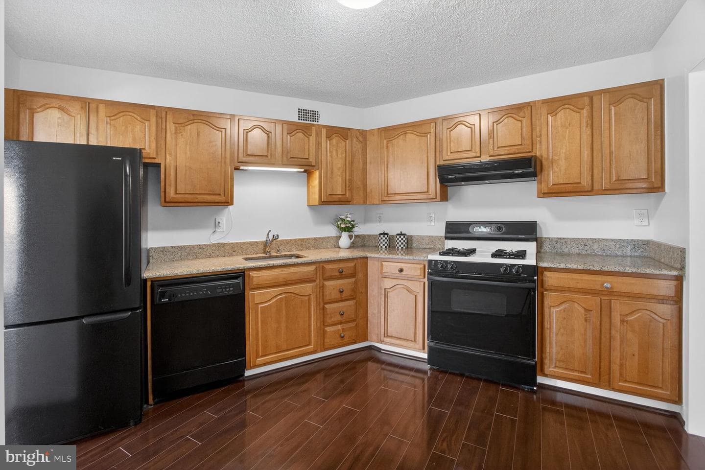 5225 Pooks Hill Road #1301n photo 9