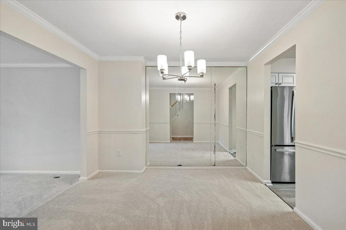 2047 Featherwood Street photo 15